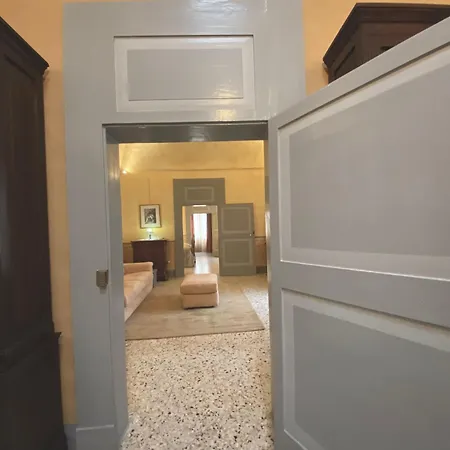 Frühstückspension Palazzo De Carlo E Il Parco Dei 7 Pozzi