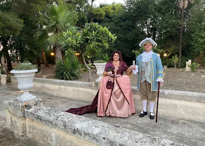 Palazzo De Carlo E Il Parco Dei 7 Pozzi