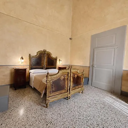 Palazzo De Carlo E Il Parco Dei 7 Pozzi Lecce