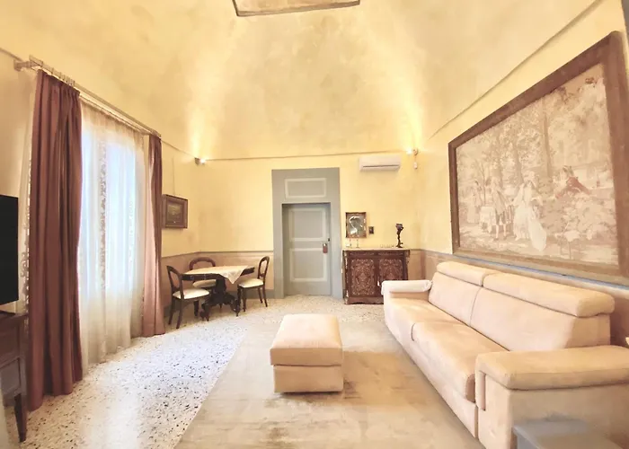 Palazzo De Carlo E Il Parco Dei 7 Pozzi Lecce